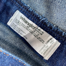 Load image into Gallery viewer, Wrangler Jeans W34 L30