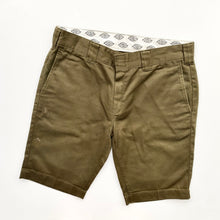 Load image into Gallery viewer, Dickies Shorts W34
