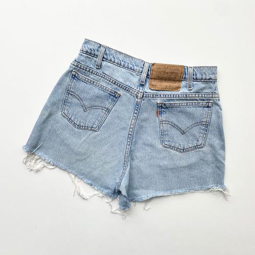 90s Levi’s 560 Denim Shorts W29