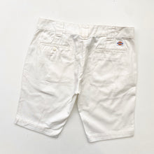 Load image into Gallery viewer, Dickies Shorts W34