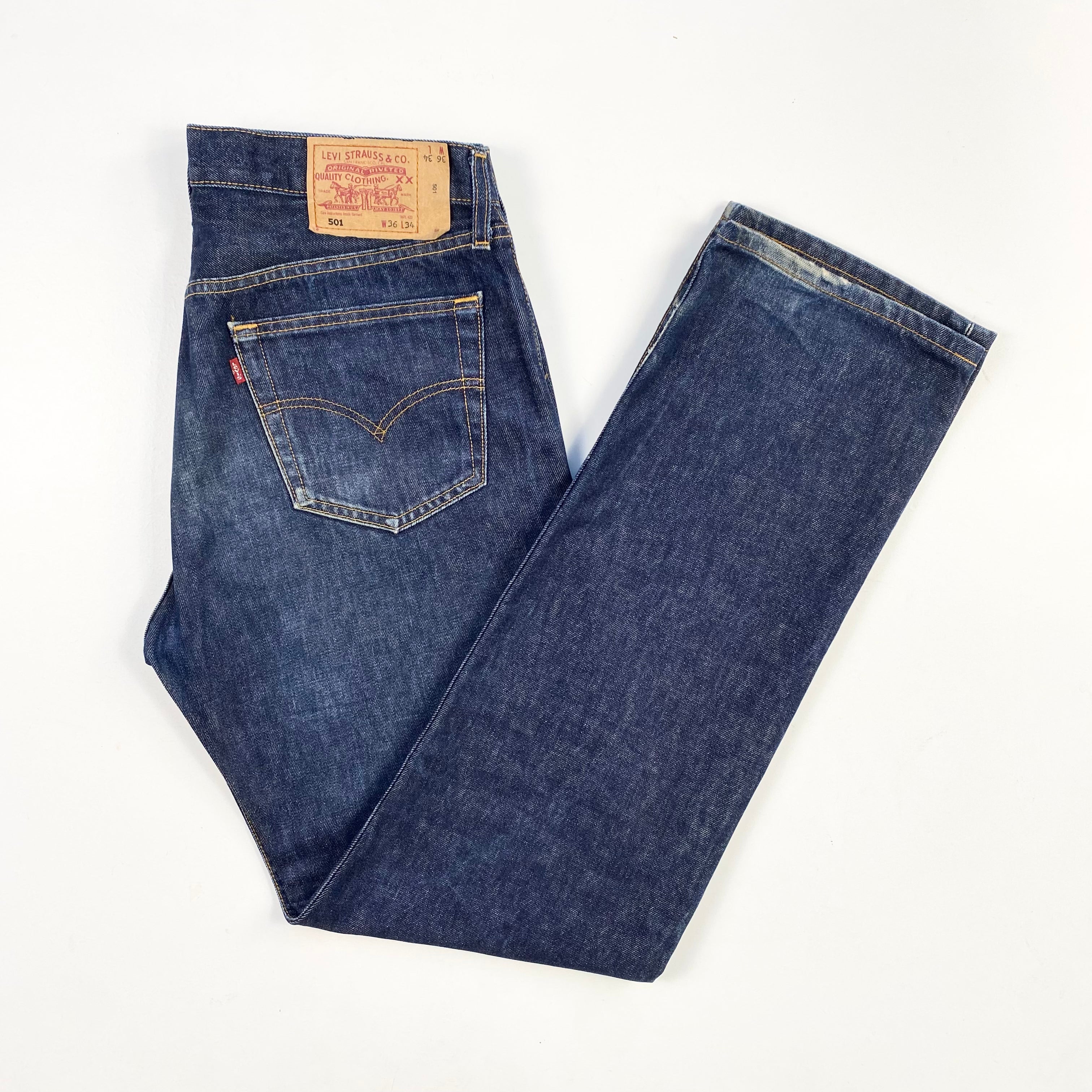 90s Levi's 501 W36 L34 – Red Cactus Vintage - Main Image