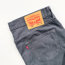 Load image into Gallery viewer, Levi’s 501 W34 L29