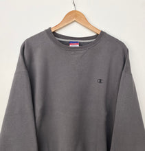Load image into Gallery viewer, Champion Sweatshirt (XL)