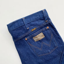 Load image into Gallery viewer, Wrangler Jeans W36 L34