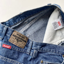 Load image into Gallery viewer, Wrangler Jeans W36 L29