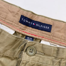 Load image into Gallery viewer, Tommy Hilfiger Trousers W36 L30