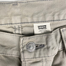Load image into Gallery viewer, 90s Levi’s 501 W36 L30