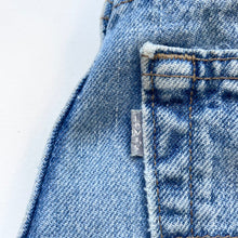 Load image into Gallery viewer, 90s Levi’s Silver Tab W33 L32