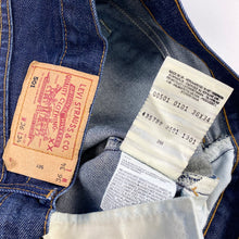 Load image into Gallery viewer, 90s Levi’s 501 W36 L34