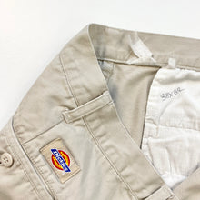 Load image into Gallery viewer, Dickies Cargos W38 L32
