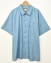 Load image into Gallery viewer, Columbia Sportswear Shirt (2XL)