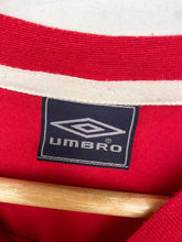 Load image into Gallery viewer, 00s Umbro T-shirt (S)