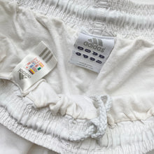Load image into Gallery viewer, 00s Adidas Shorts (L)