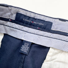 Load image into Gallery viewer, Tommy Hilfiger Trousers W32 L32
