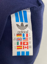 Load image into Gallery viewer, 90s Adidas T-shirt (M)
