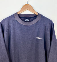 Load image into Gallery viewer, 00s Umbro Sweatshirt (XL)