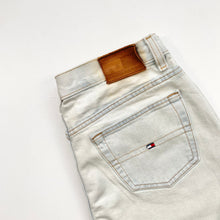 Load image into Gallery viewer, 90s Tommy Hilfiger Jeans W28 L32