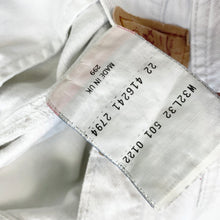 Load image into Gallery viewer, Levi’s 501 W30 L32