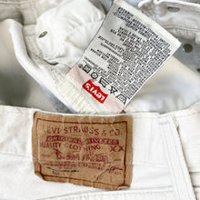 Load image into Gallery viewer, Levi’s 501 W30 L32