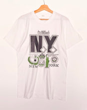 Load image into Gallery viewer, New York printed t-shirt (XL)