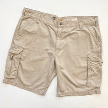 Load image into Gallery viewer, Carhartt Cargo Shorts W42