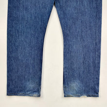Load image into Gallery viewer, Levi’s 501 W38 L30