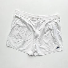 Load image into Gallery viewer, 90s Nike Shorts (L)