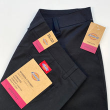 Load image into Gallery viewer, BNWT Women’s Dickies W36 L32
