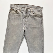 Load image into Gallery viewer, 90s Levi’s 501 W36 L30