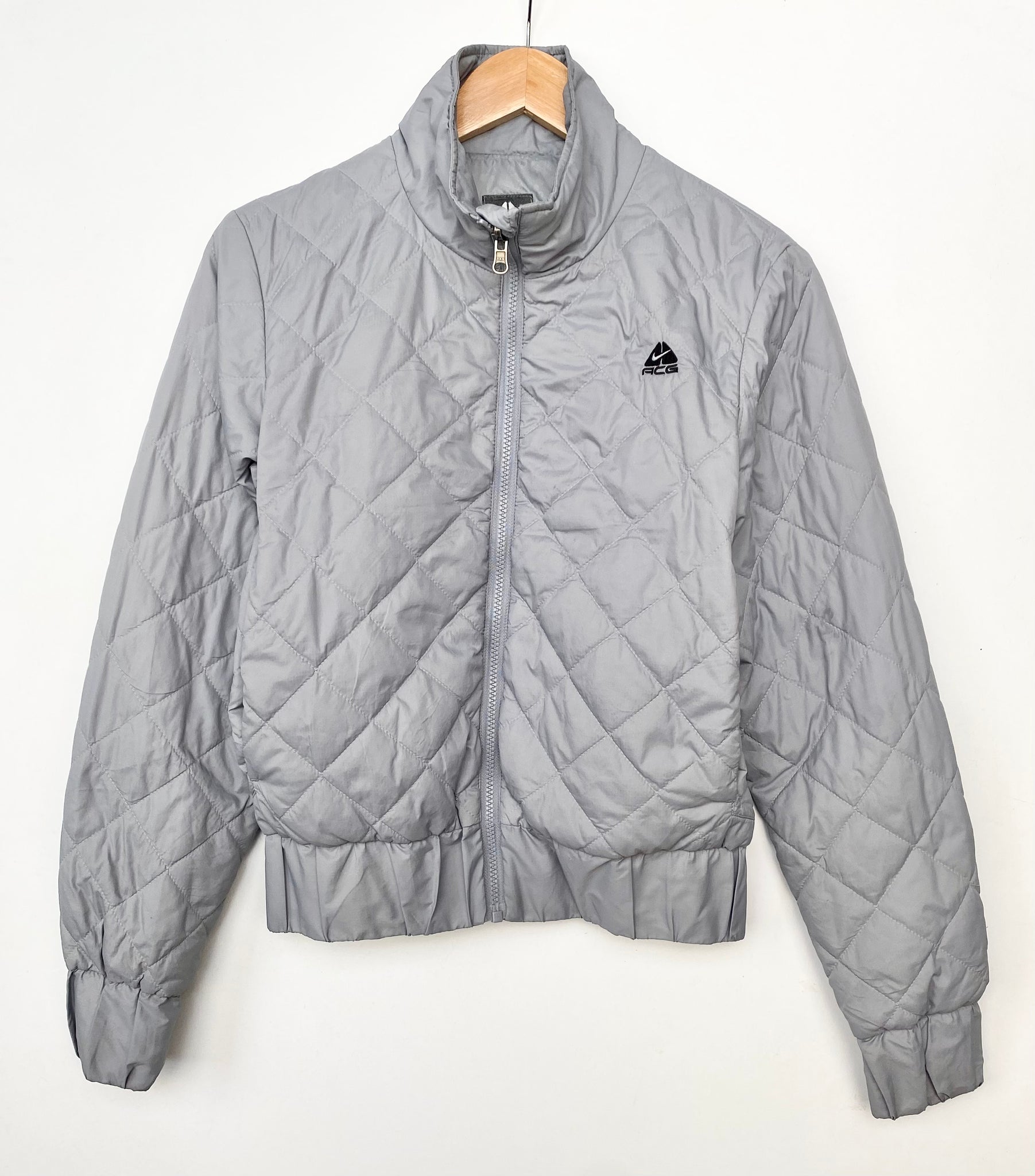 Women's 00s Nike ACG Jacket (S) – Red Cactus Vintage Women's 00s Nike ACG Jacket (S) – Red Cactus Vintage