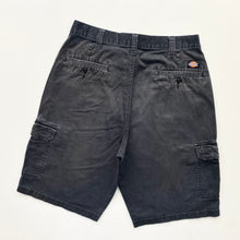Load image into Gallery viewer, Dickies Cargo Shorts W32