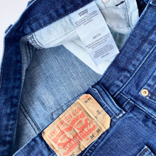 Load image into Gallery viewer, Levi’s 501 W34 L30