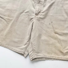 Load image into Gallery viewer, Distressed Carhartt Carpenter Shorts W40