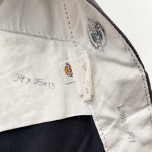 Load image into Gallery viewer, Dickies Shorts W34