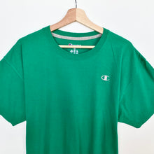 Load image into Gallery viewer, Champion T-shirt (XL)