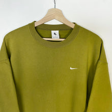 Load image into Gallery viewer, Women’s Nike Sweatshirt (M)