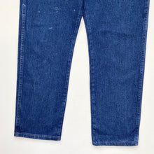 Load image into Gallery viewer, Wrangler Jeans W34 L30