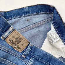 Load image into Gallery viewer, Wrangler Jeans W34 L30