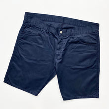 Load image into Gallery viewer, Carhartt Shorts W38