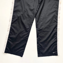 Load image into Gallery viewer, 00s Nike Nylon Track Pants (L)