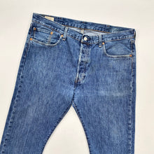 Load image into Gallery viewer, Levi’s 501 W38 L30