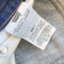 Load image into Gallery viewer, Levi’s 527 W32 L34