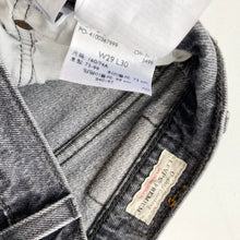 Load image into Gallery viewer, Women’s Levi’s 501 W29 L30