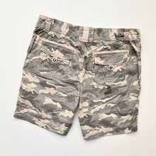 Load image into Gallery viewer, Women’s Carhartt Camo Shorts W36