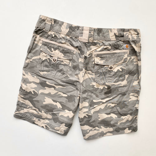 Women’s Carhartt Camo Shorts W36