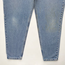 Load image into Gallery viewer, 90s Levi’s 550 W36 L31