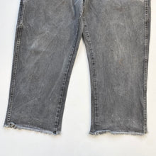 Load image into Gallery viewer, Distressed Dickies Carpenter Jeans W42 L28