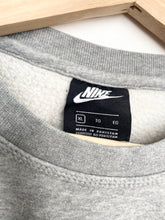 Load image into Gallery viewer, Nike Sweatshirt (XL)