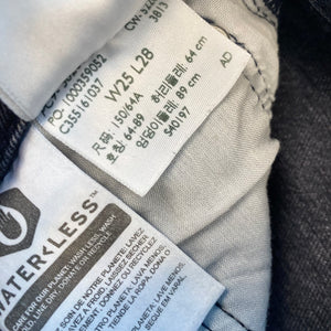 Levi’s 501 W25 L28