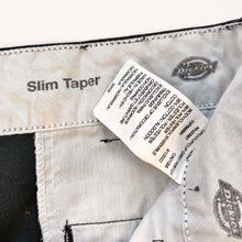 Load image into Gallery viewer, Dickies Slim Taper W33 L32